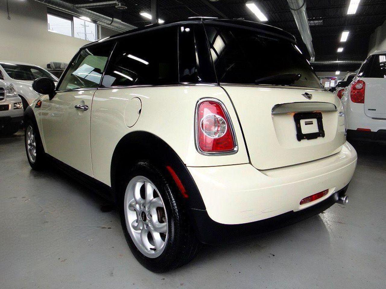 2013 MINI Cooper Base-3
