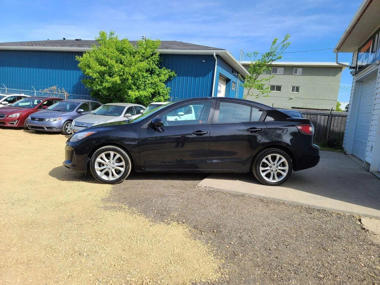2013 Mazda Mazda3 GX-3