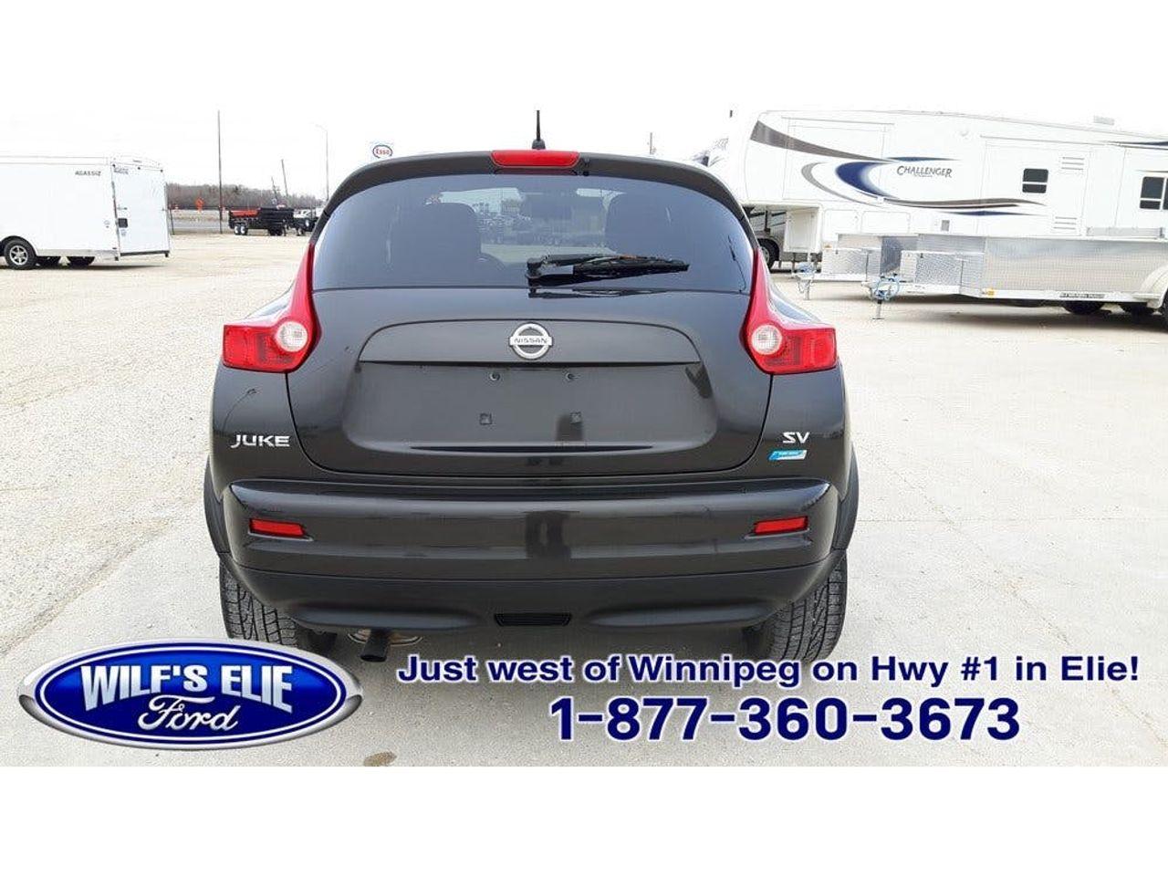 2013 Nissan Juke S-3
