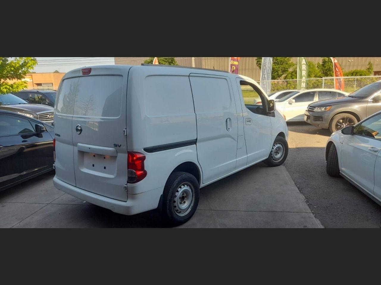 2013 Nissan NV200 SV-3