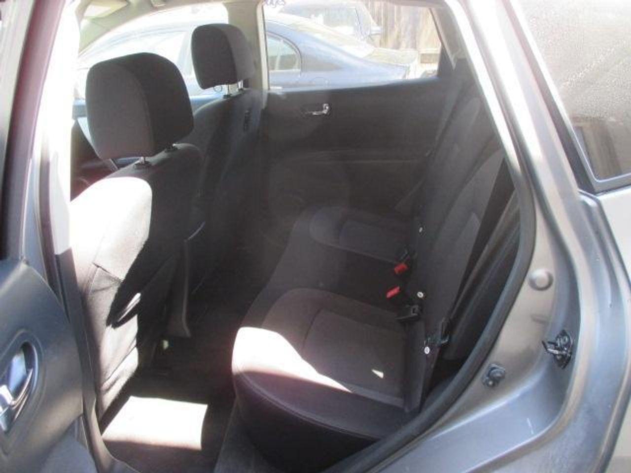 2013 Nissan Rogue S-4