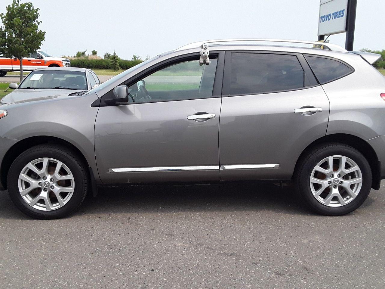 2013 Nissan Rogue S-1