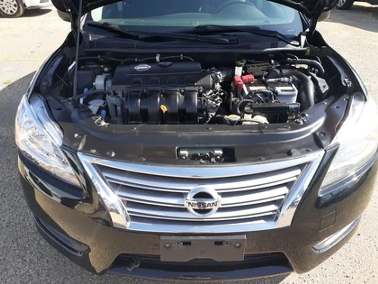 2013 Nissan Sentra S-4