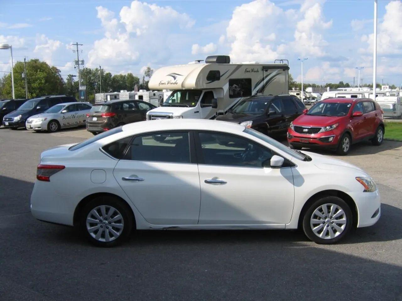 2013 Nissan Sentra S-3