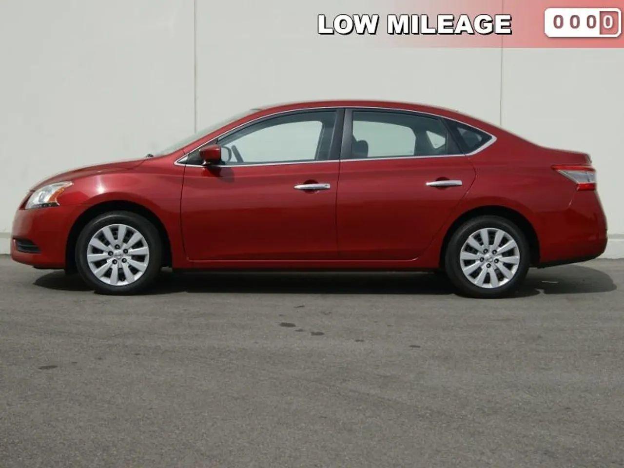 2013 Nissan Sentra S-1