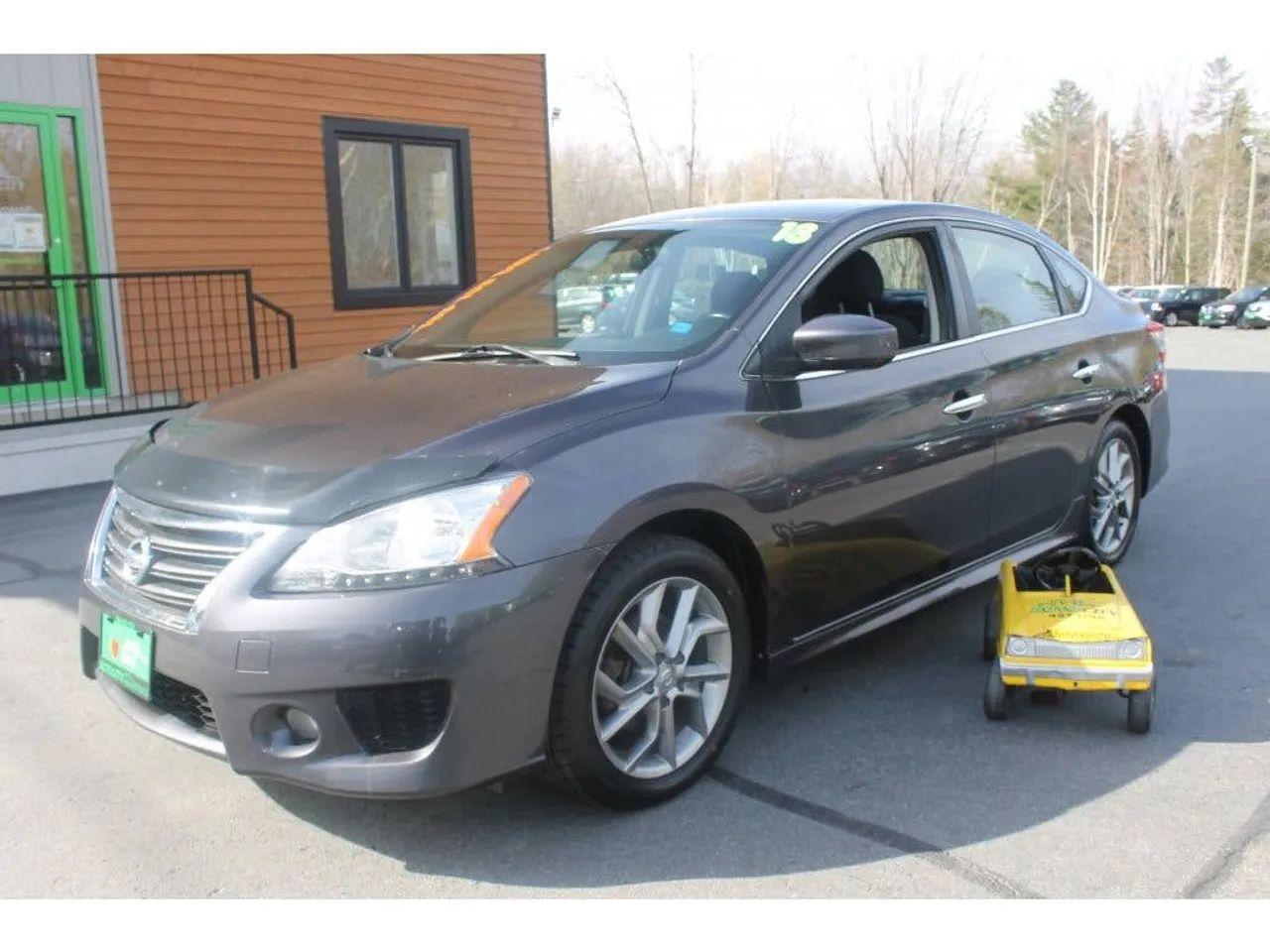 2013 Nissan Sentra S-2
