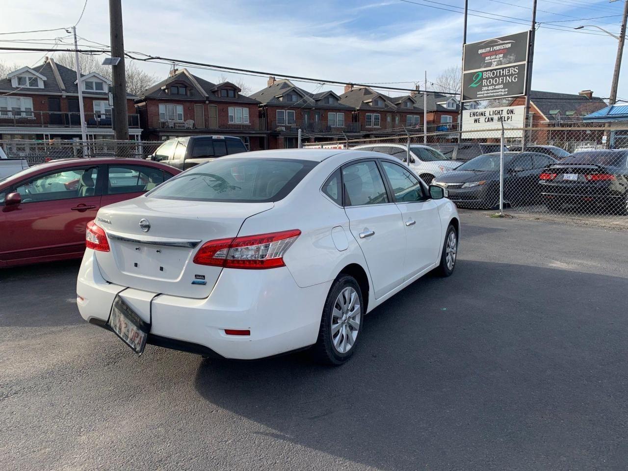 2013 Nissan Sentra S-4