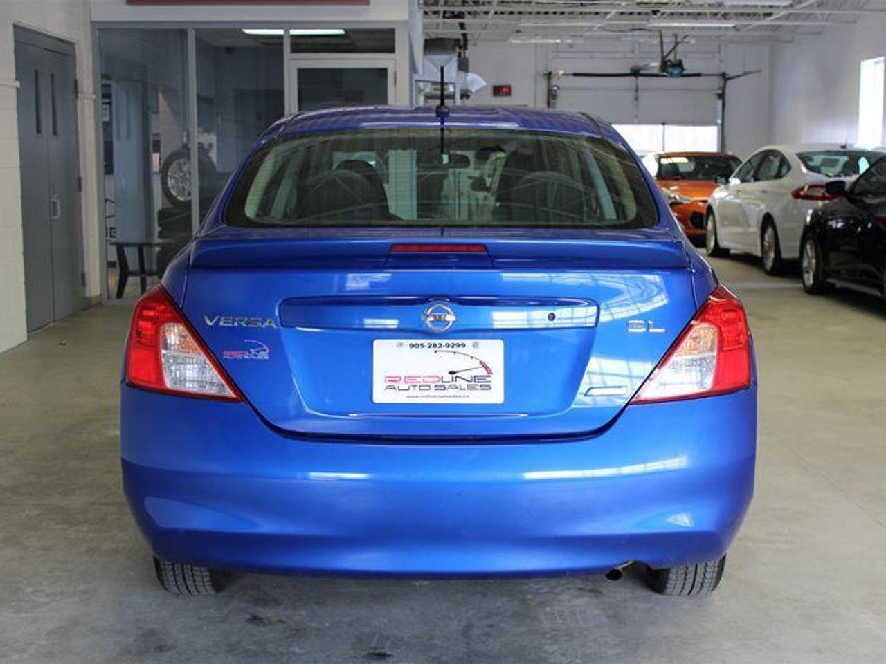 2013 Nissan Versa 1.6 SV-4