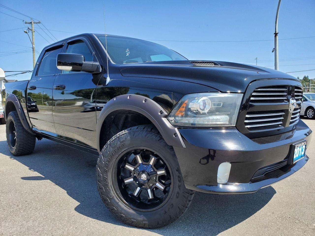 2013 Ram 1500 Sport-1