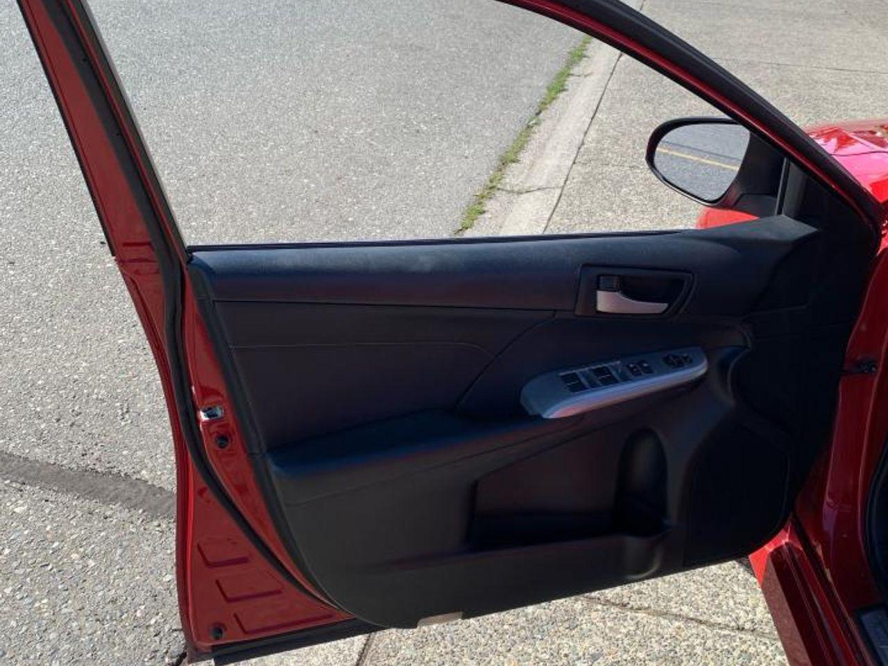 2013 Toyota Camry SE-2