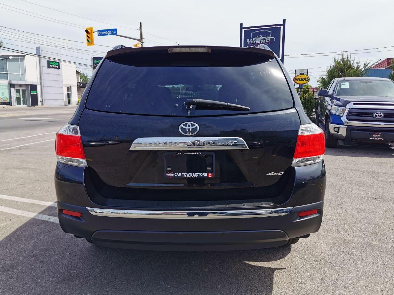 2013 Toyota Highlander SE-3