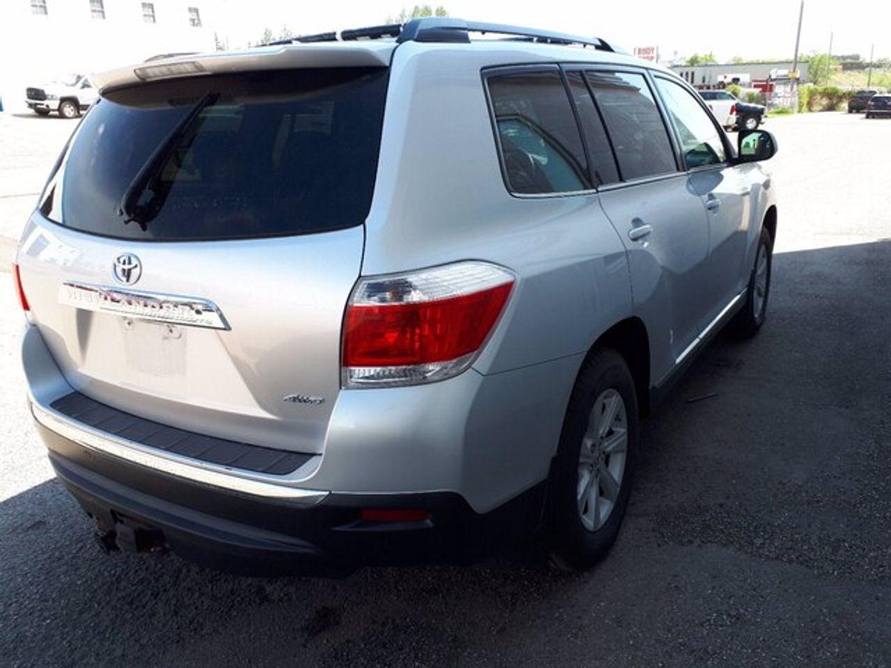 2013 Toyota Highlander SE-3