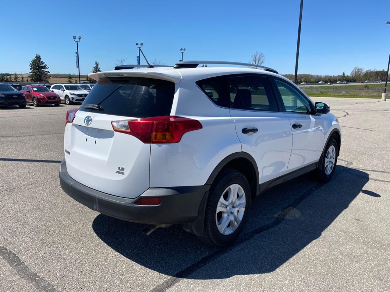 2013 Toyota RAV4 LE-4