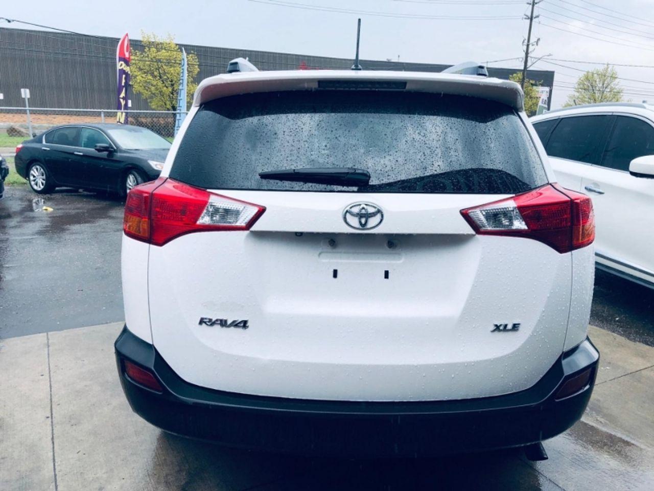 2013 Toyota RAV4 XLE-3
