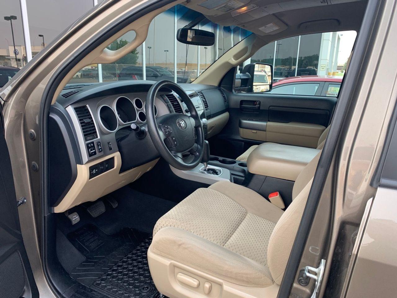 2013 Toyota Tundra SR5-2