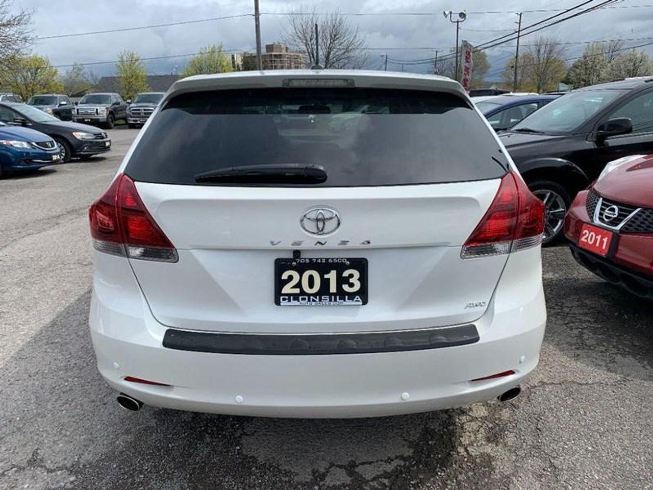 2013 Toyota Venza XLE-2