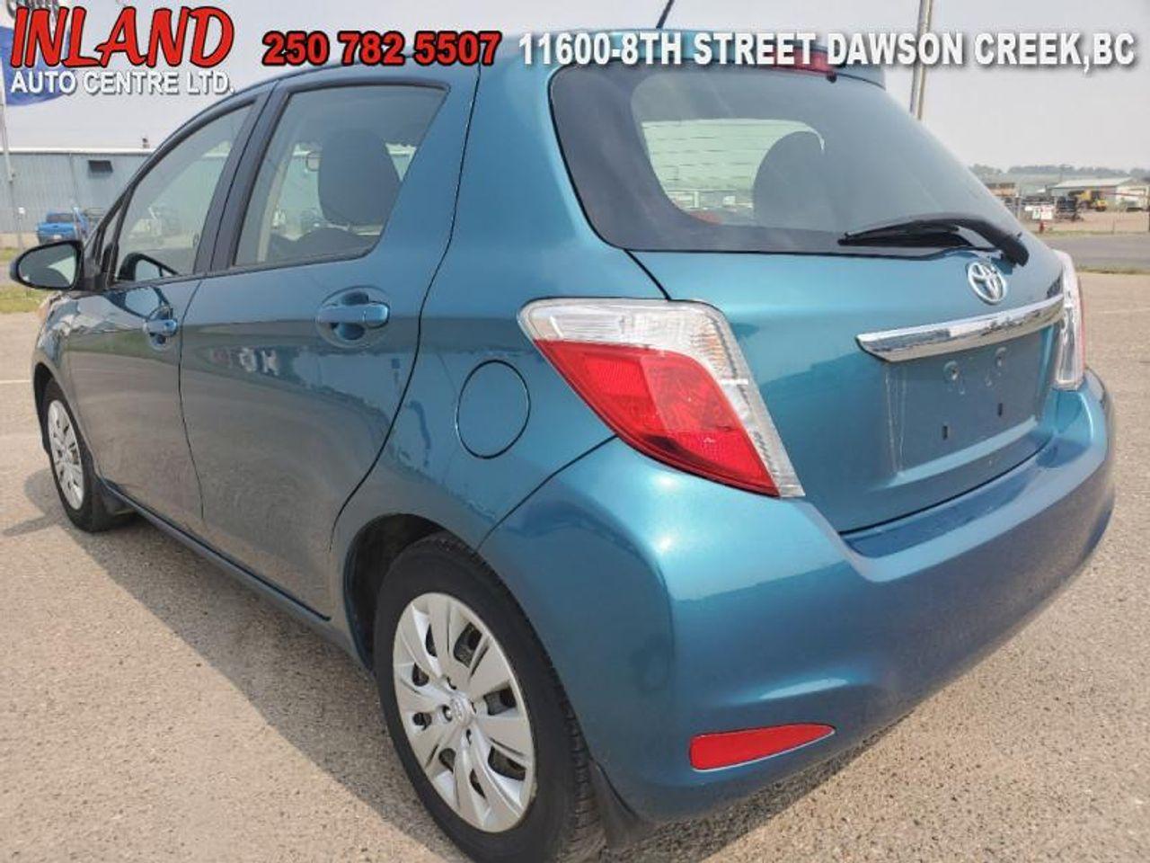 2013 Toyota Yaris LE-3