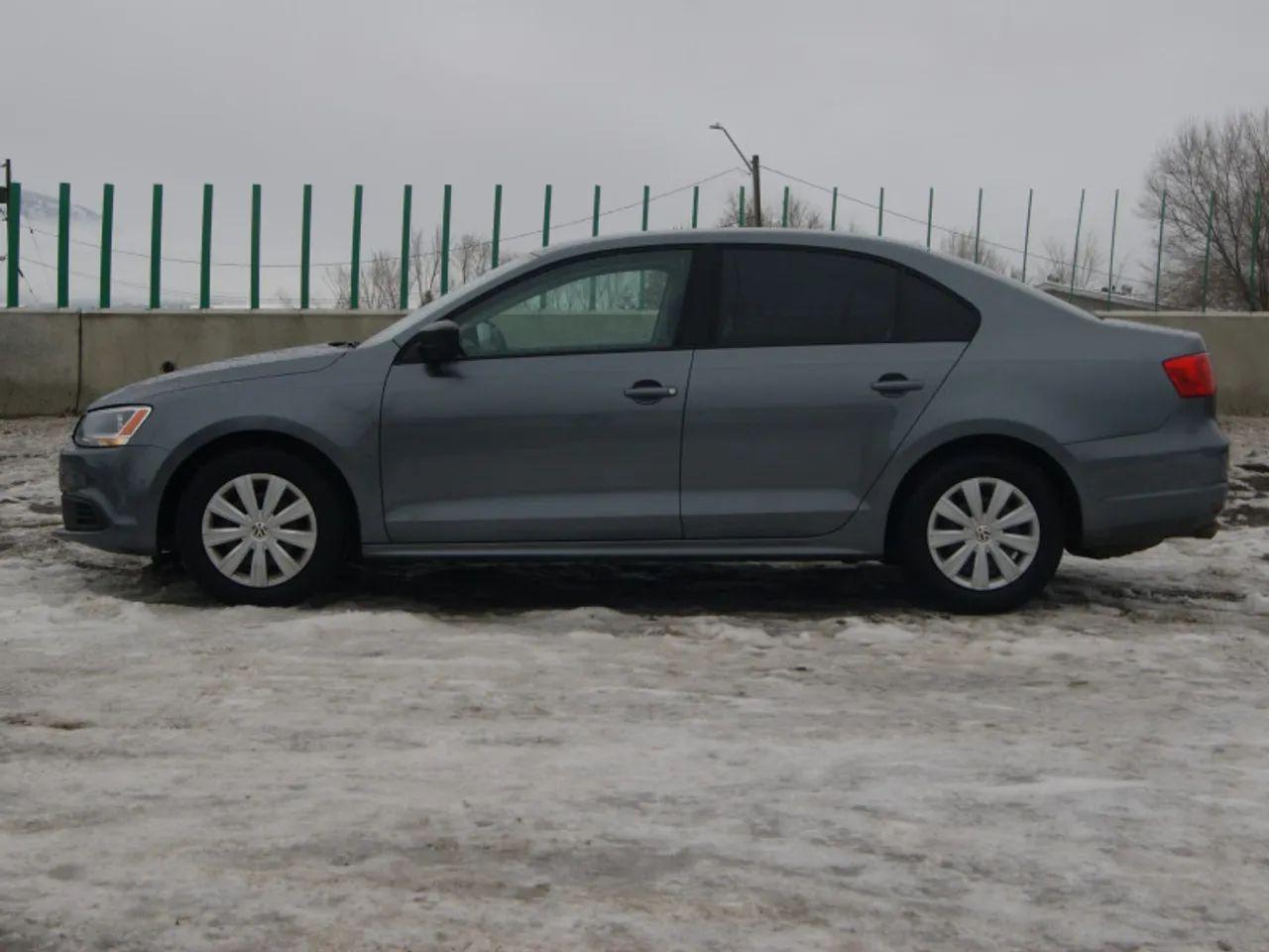 2013 Volkswagen Jetta -1