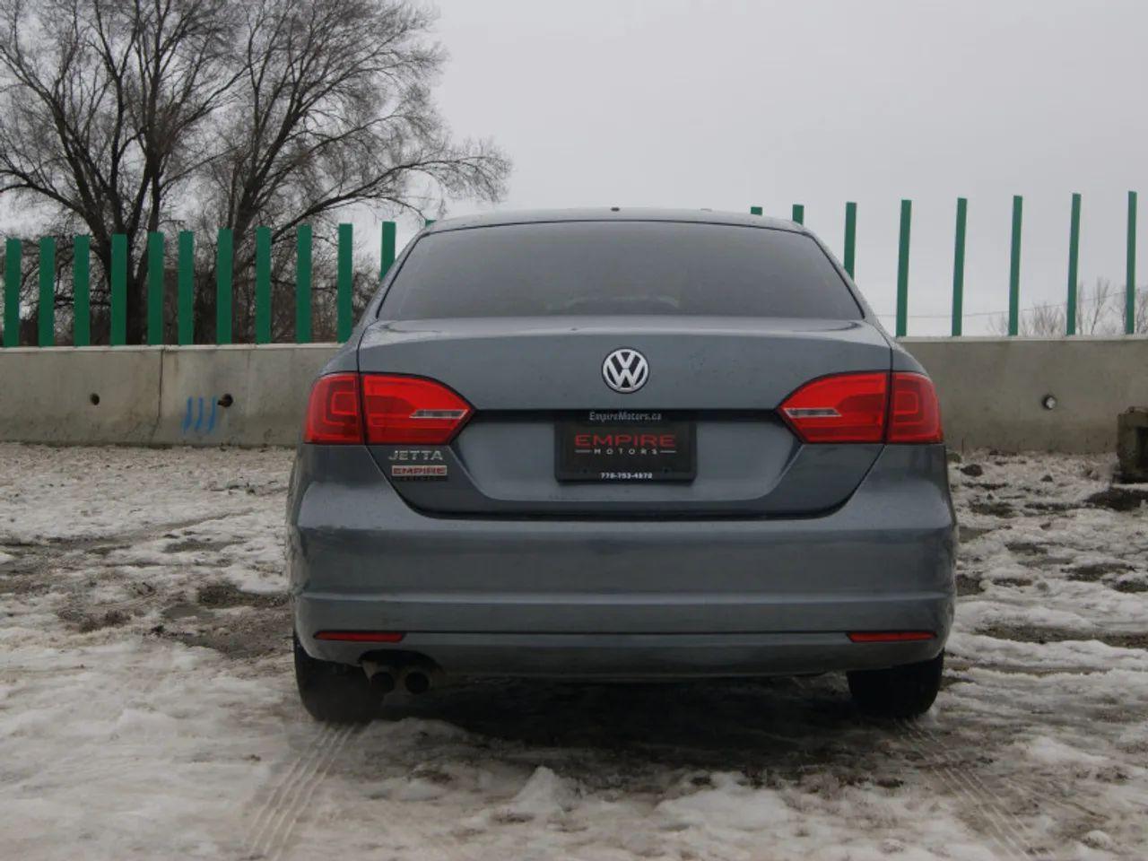 2013 Volkswagen Jetta -3