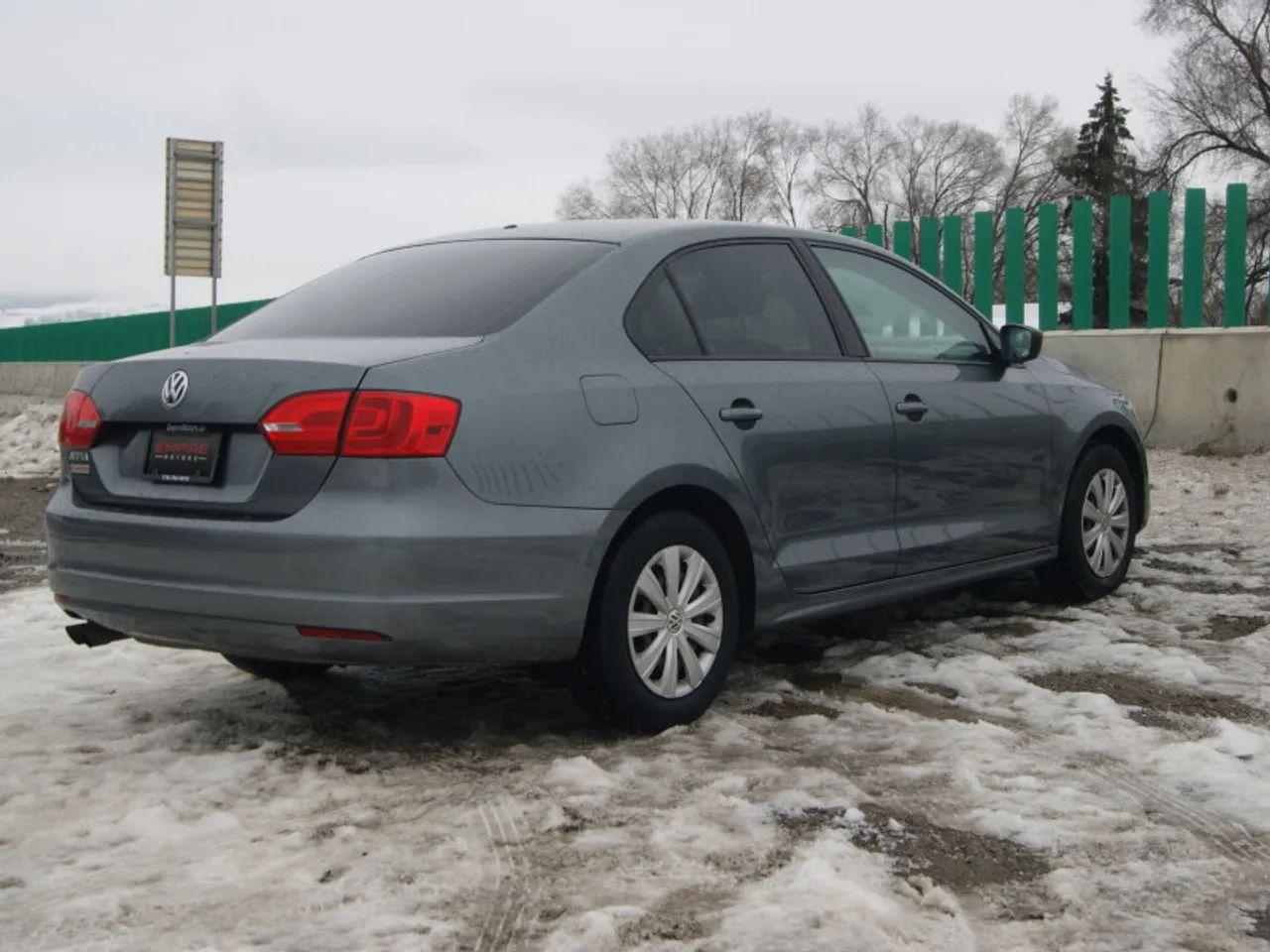2013 Volkswagen Jetta -4