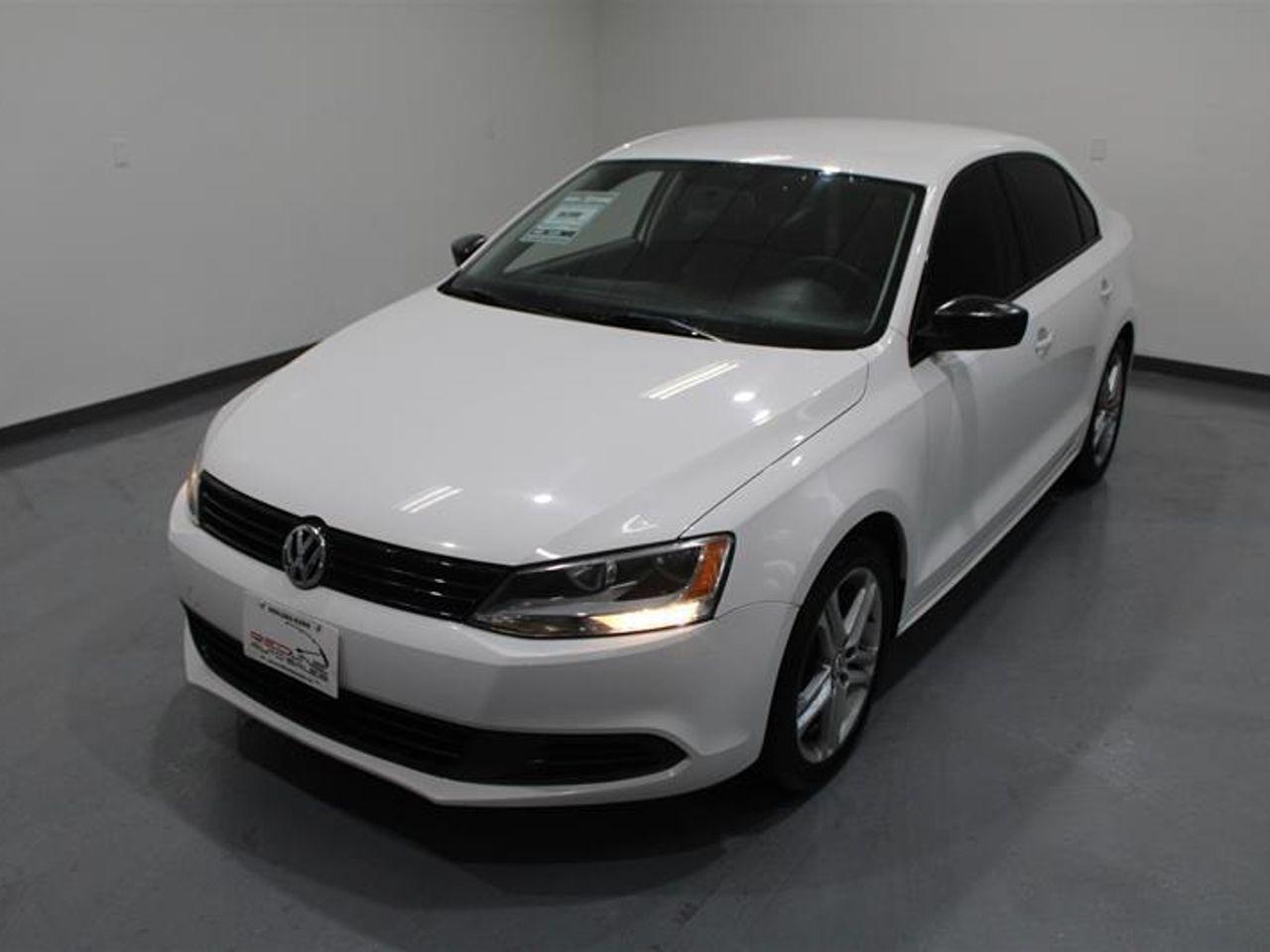 2013 Volkswagen Jetta -3