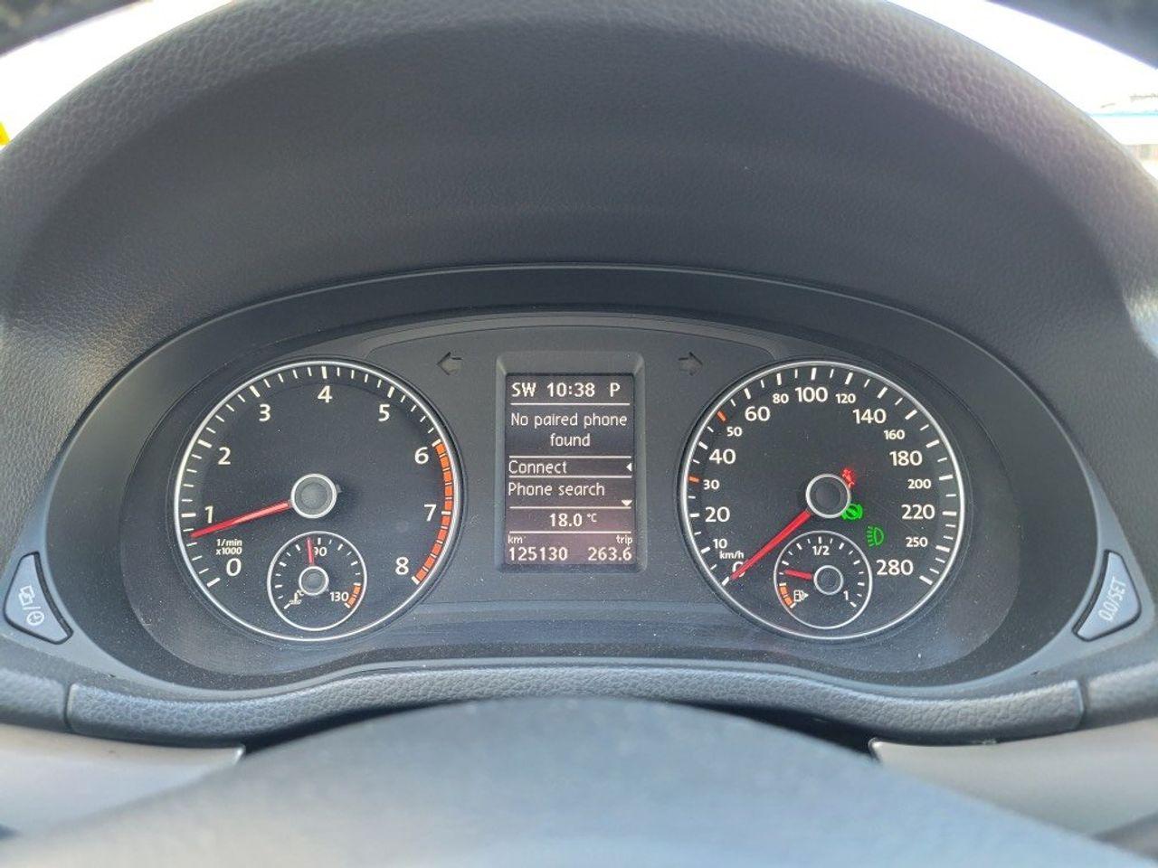2013 Volkswagen Passat Trendline-3