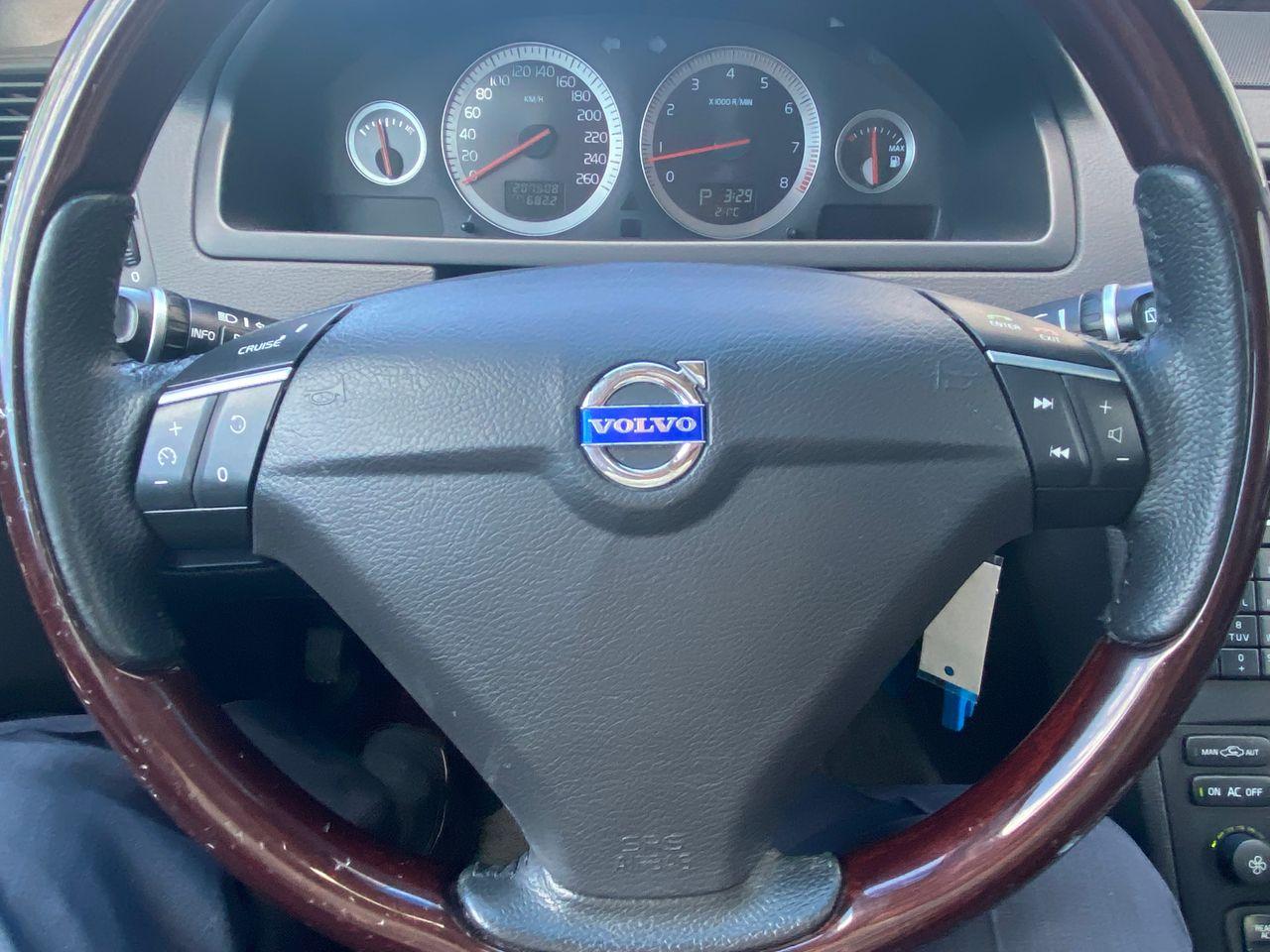 2013 Volvo XC90 3.2-2