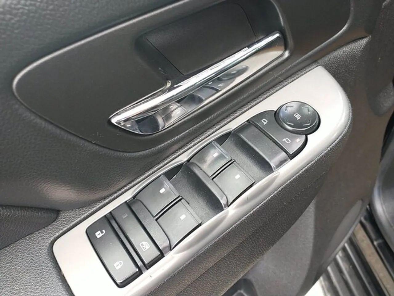 2014 Chevrolet Tahoe LS-4