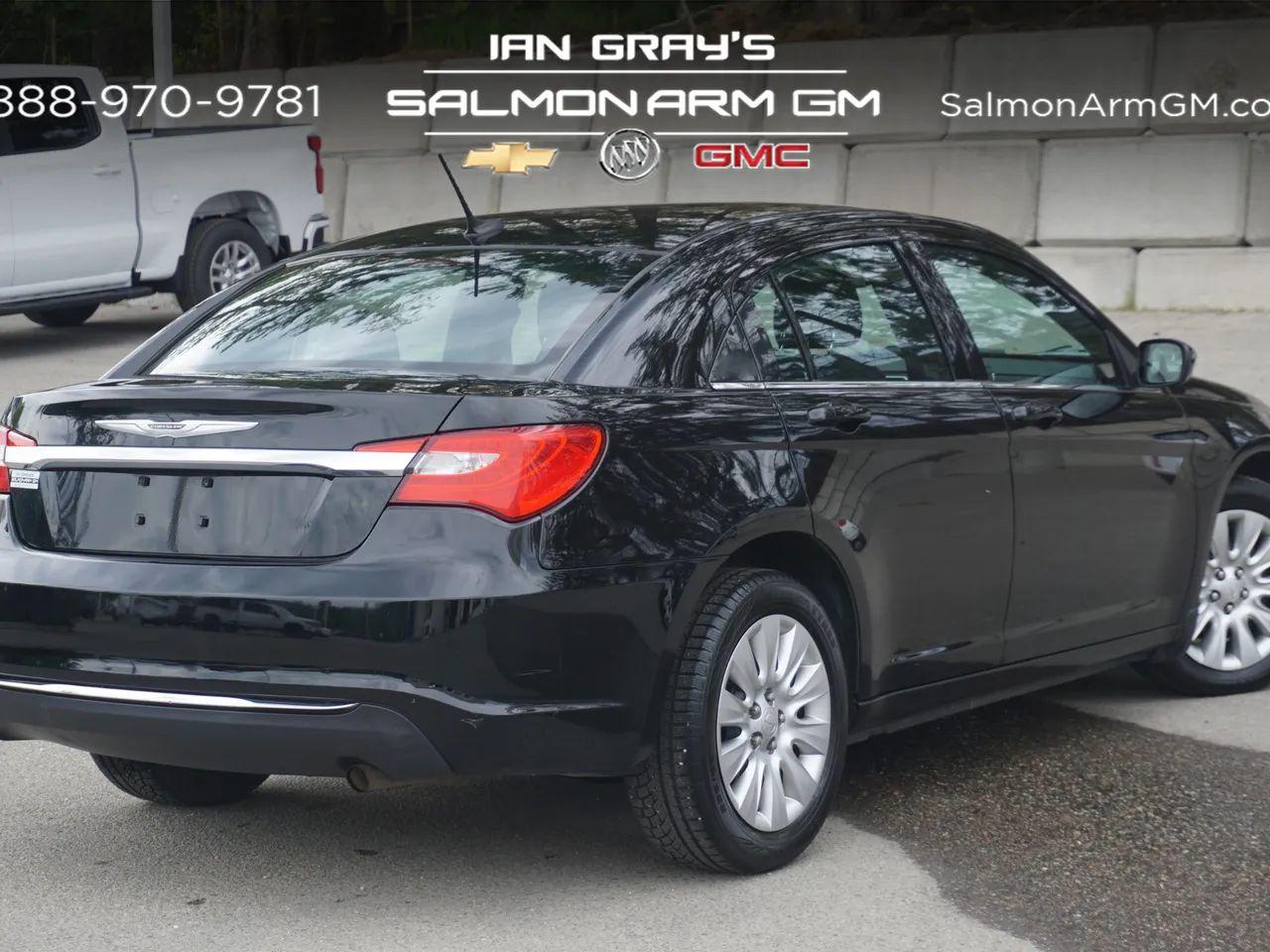 2014 Chrysler 200 LX-1
