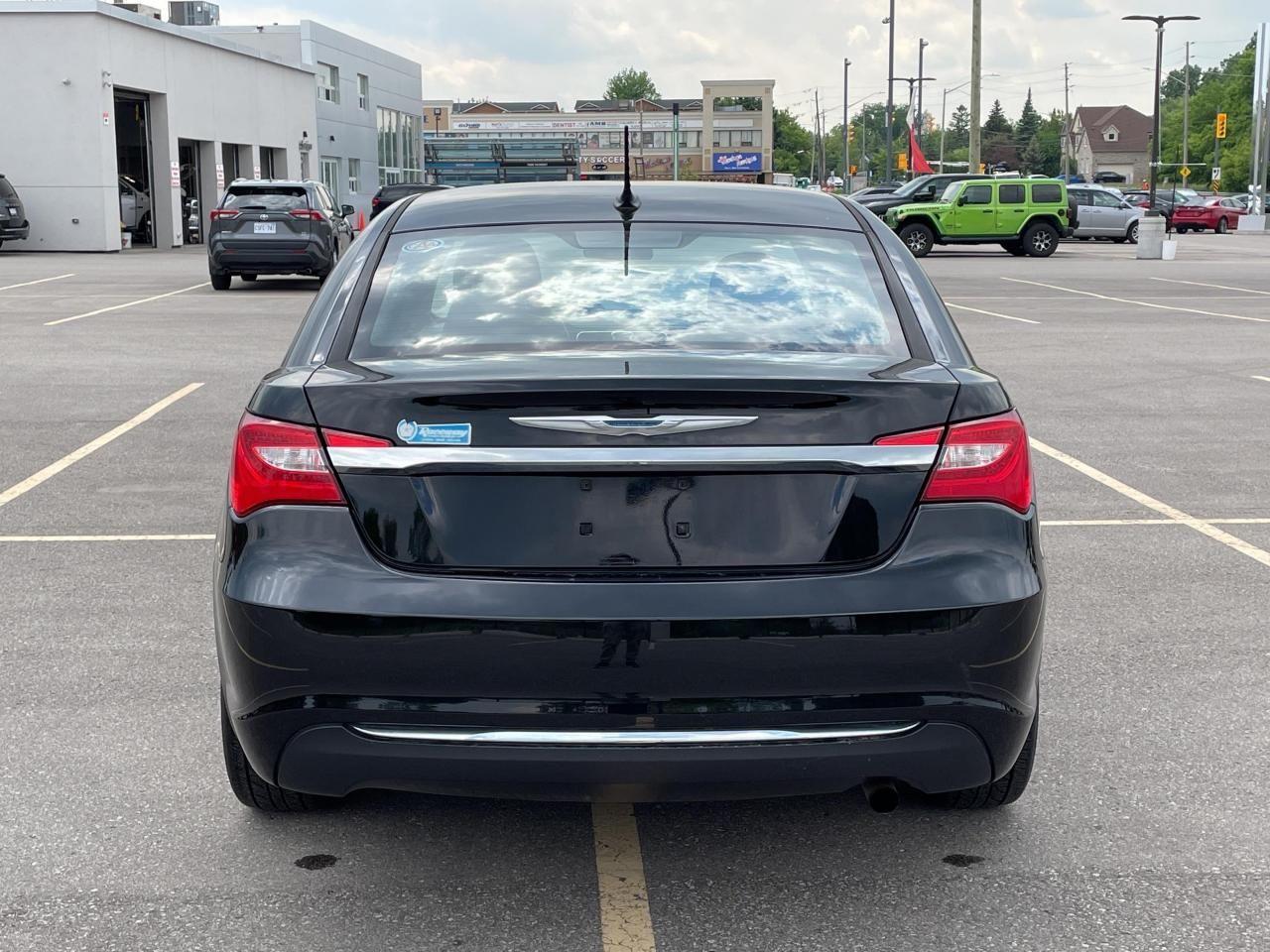 2014 Chrysler 200 LX-3