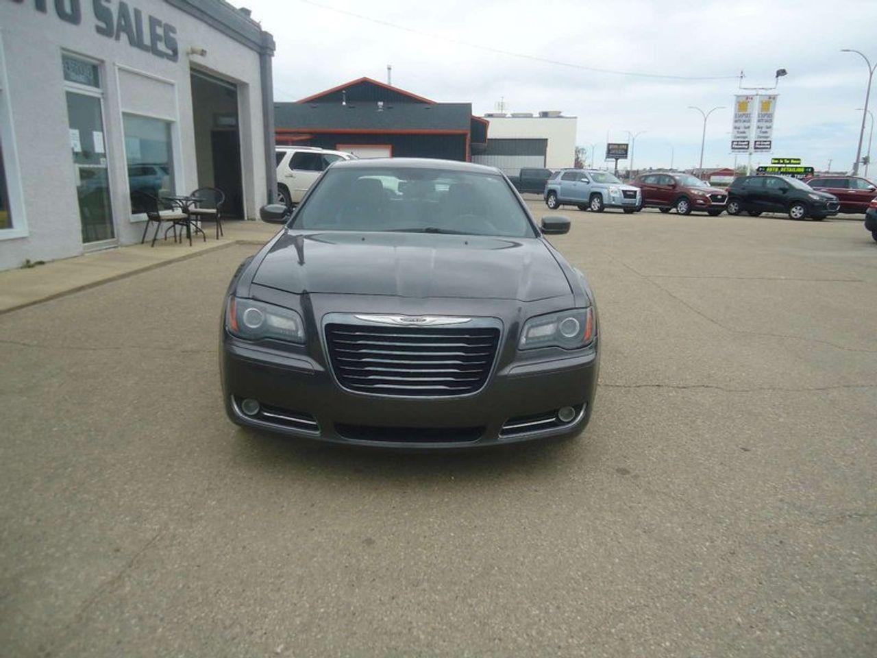 2014 Chrysler 300 S-1