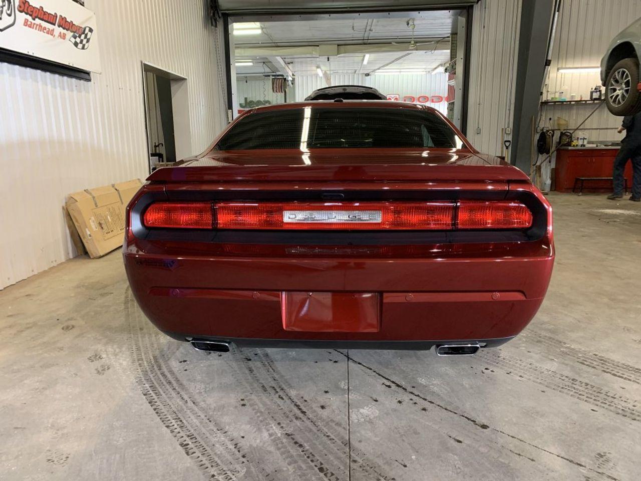 2014 Dodge Challenger R/T-4