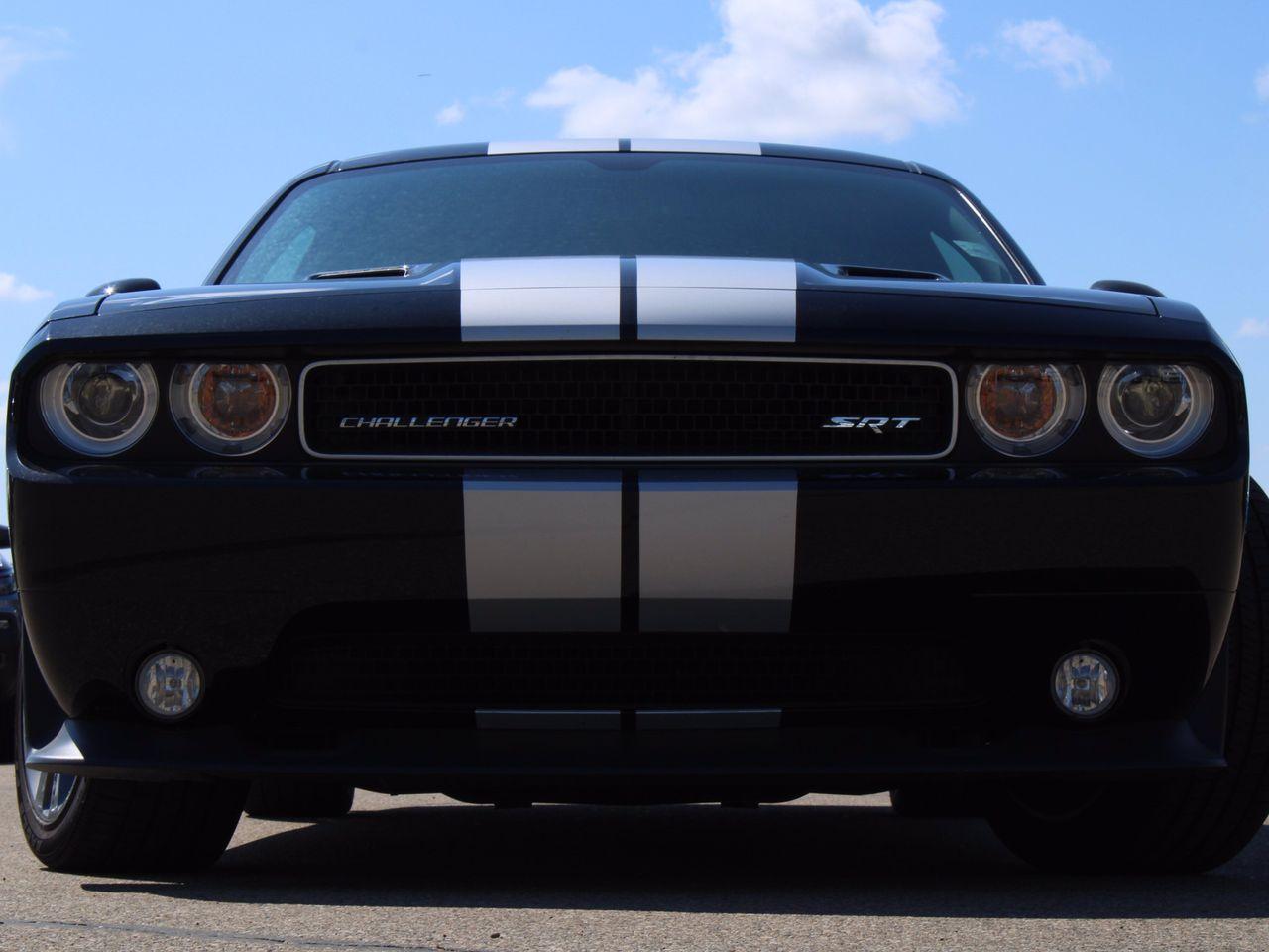 2014 Dodge Challenger Srt8-1