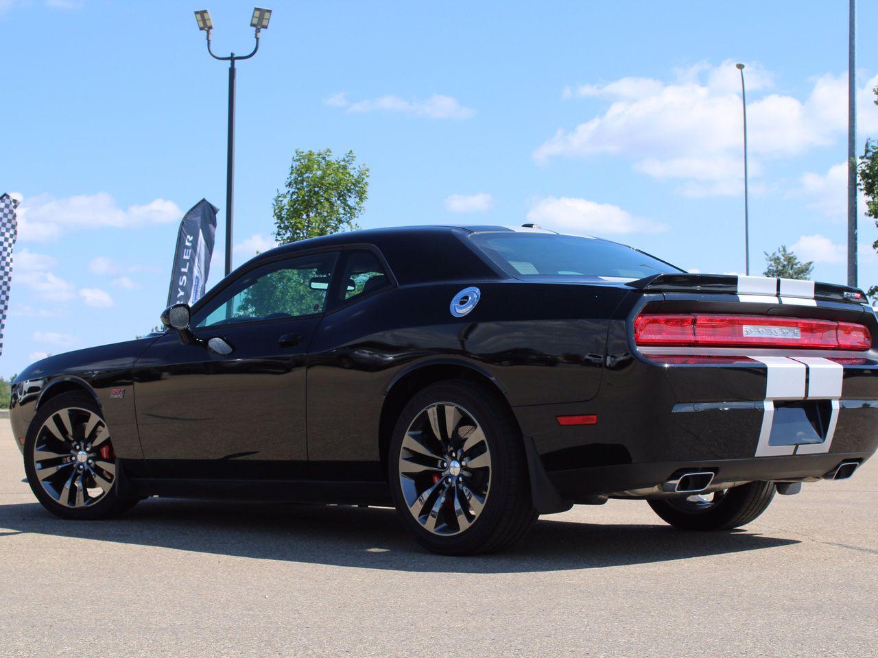 2014 Dodge Challenger Srt8-4