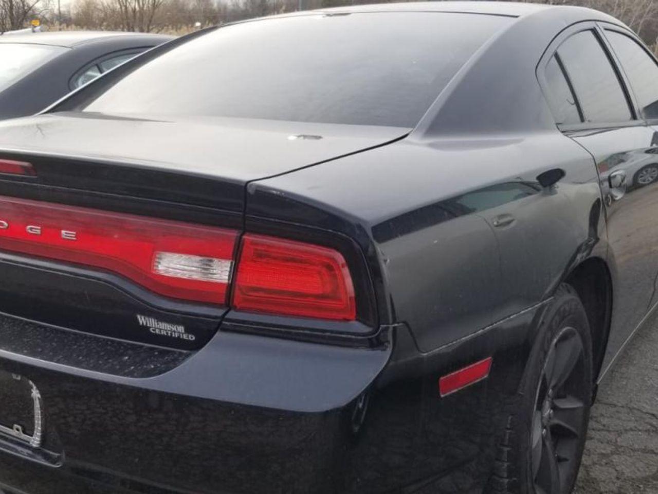 2014 Dodge Charger SE-2