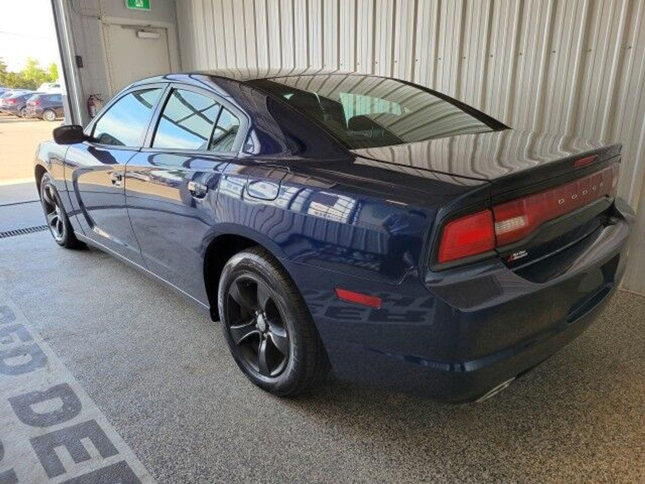 2014 Dodge Charger SE-2