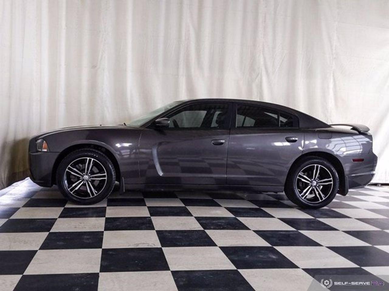 2014 Dodge Charger SXT-2