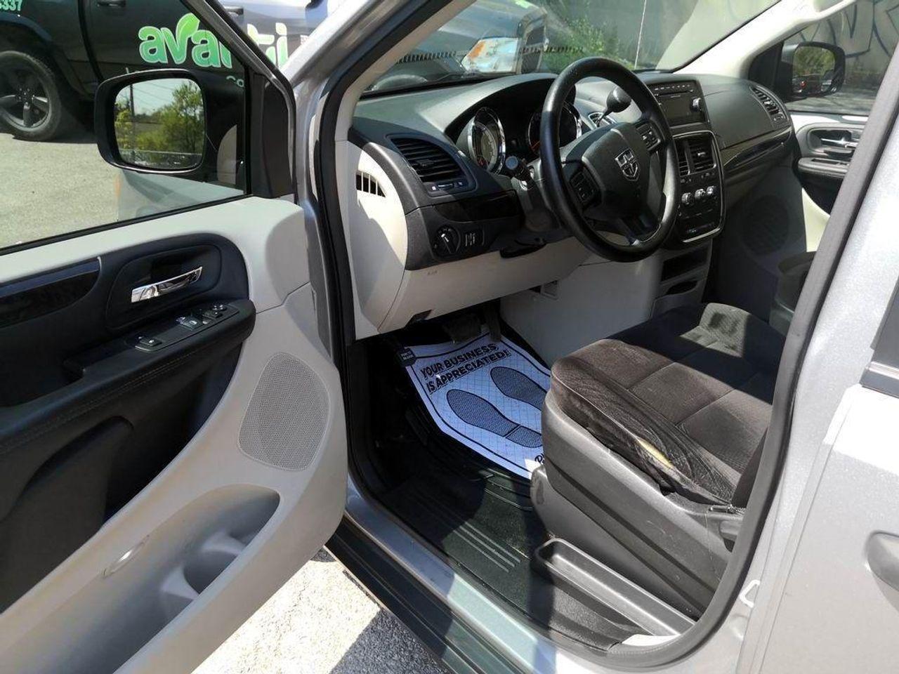 2014 Dodge Grand Caravan SE-4