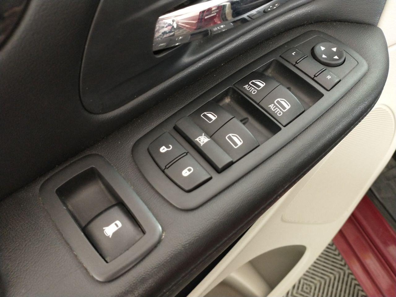 2014 Dodge Grand Caravan SE-4