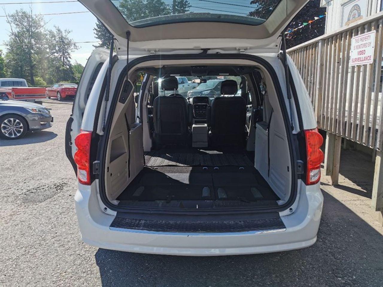 2014 Dodge Grand Caravan SE-2