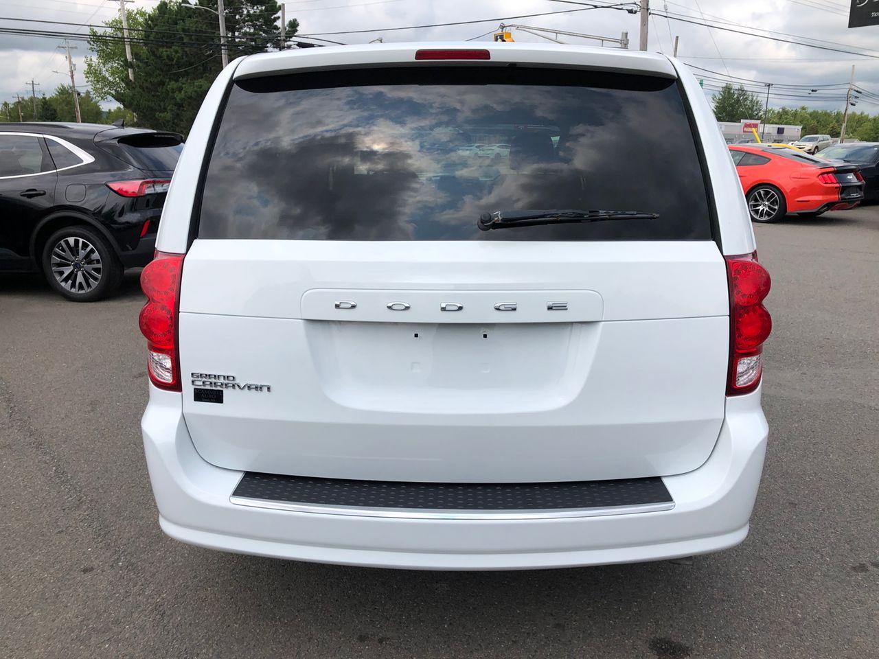 2014 Dodge Grand Caravan SE-4