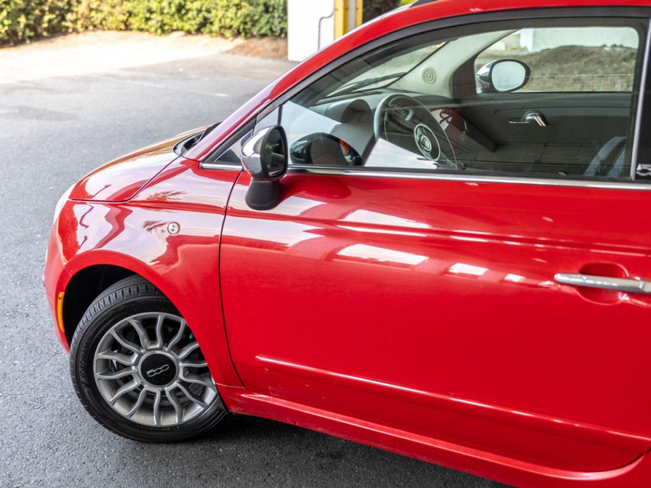 2014 FIAT 500 C Lounge-4