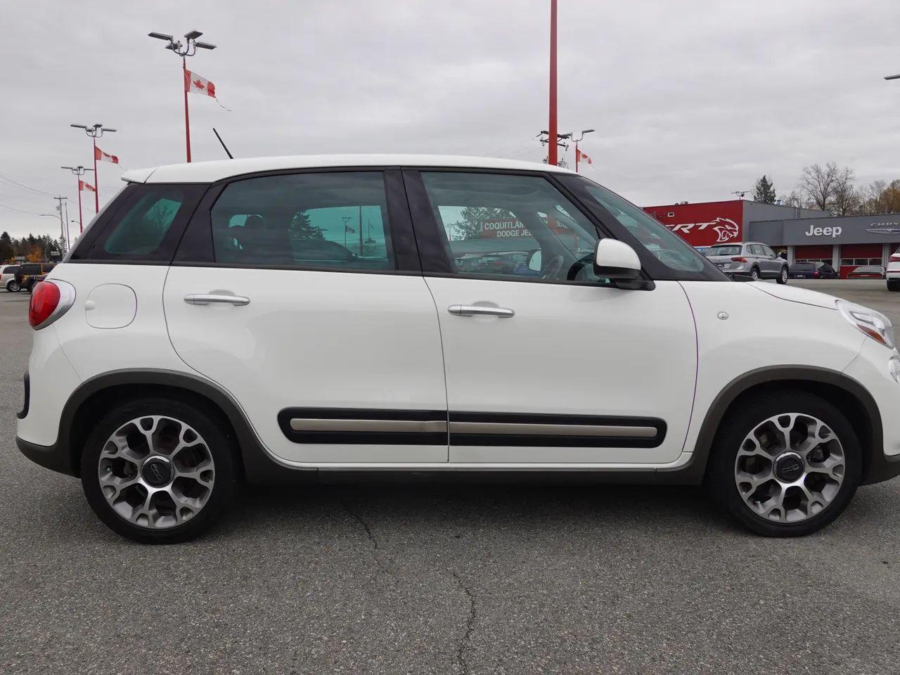 2014 FIAT 500L TREKKING-2