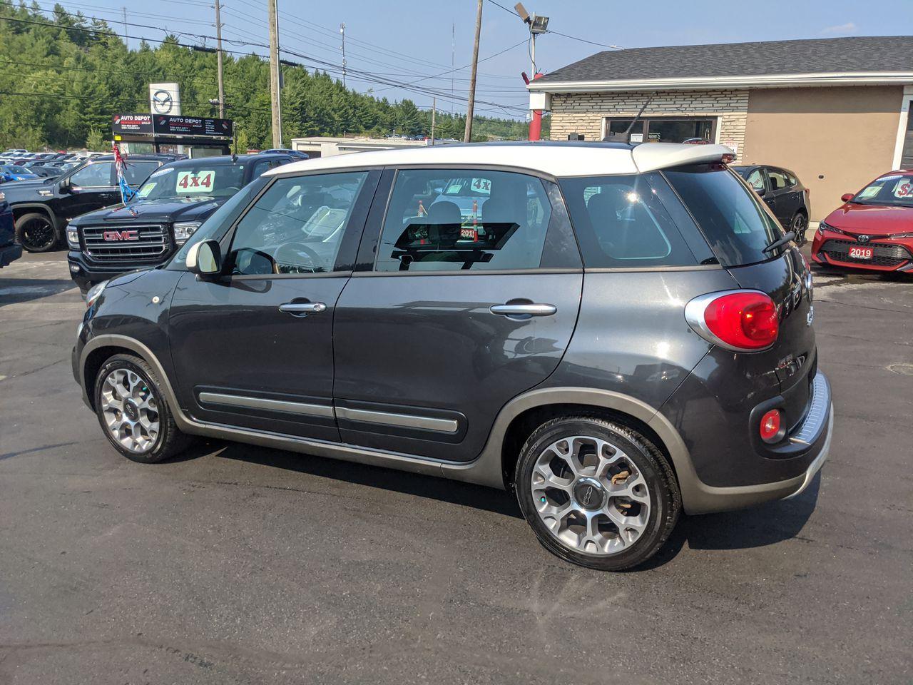 2014 FIAT 500L TREKKING-2