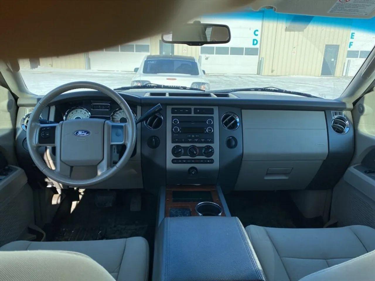 2014 Ford Expedition XL-2