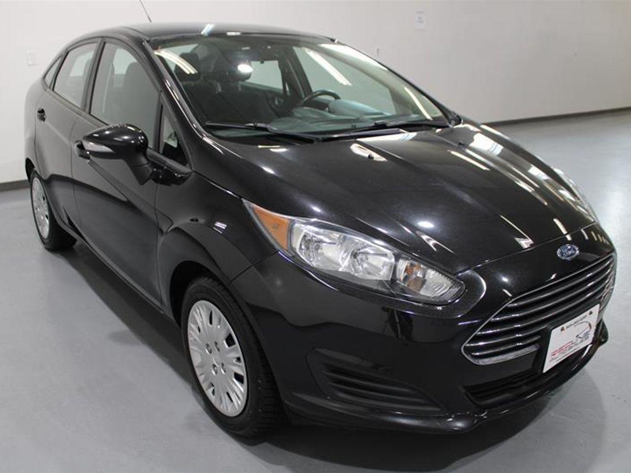 2014 Ford Fiesta -1