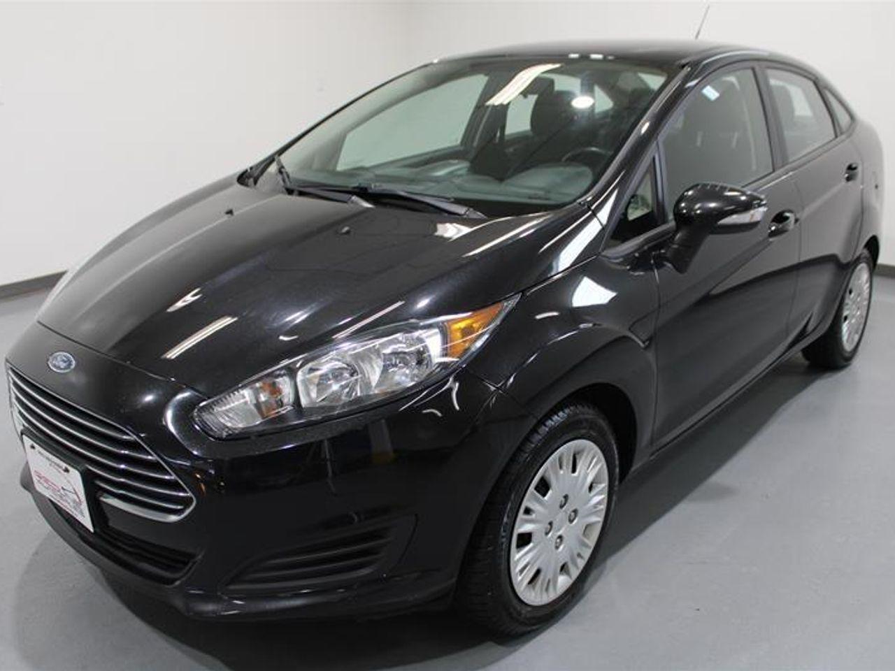 2014 Ford Fiesta -2