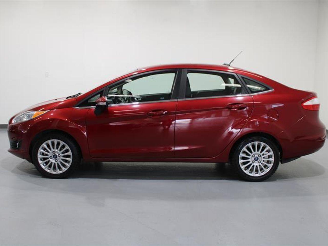 2014 Ford Fiesta -1