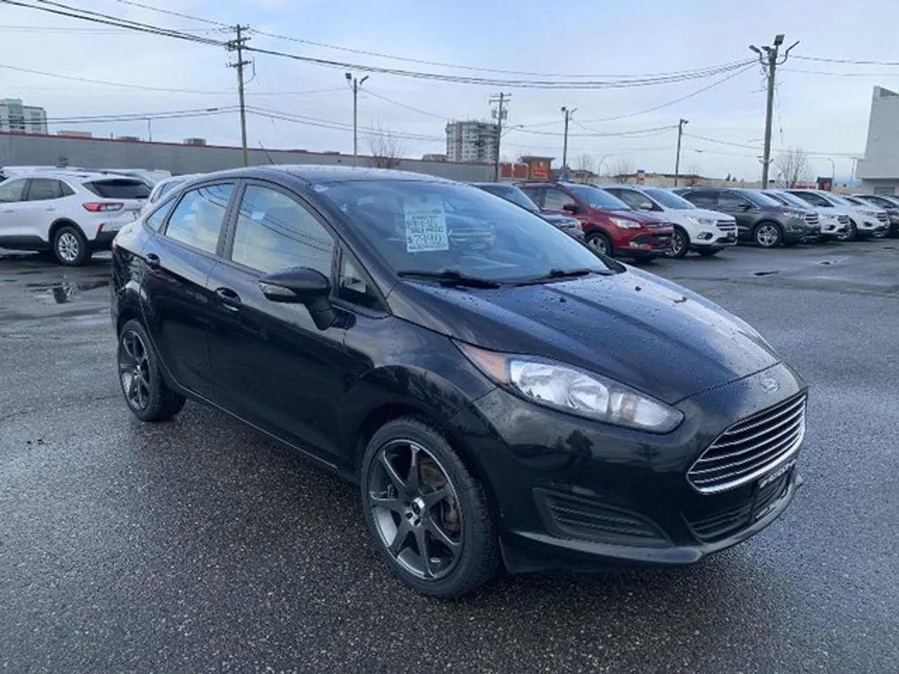 2014 Ford Fiesta SE-2