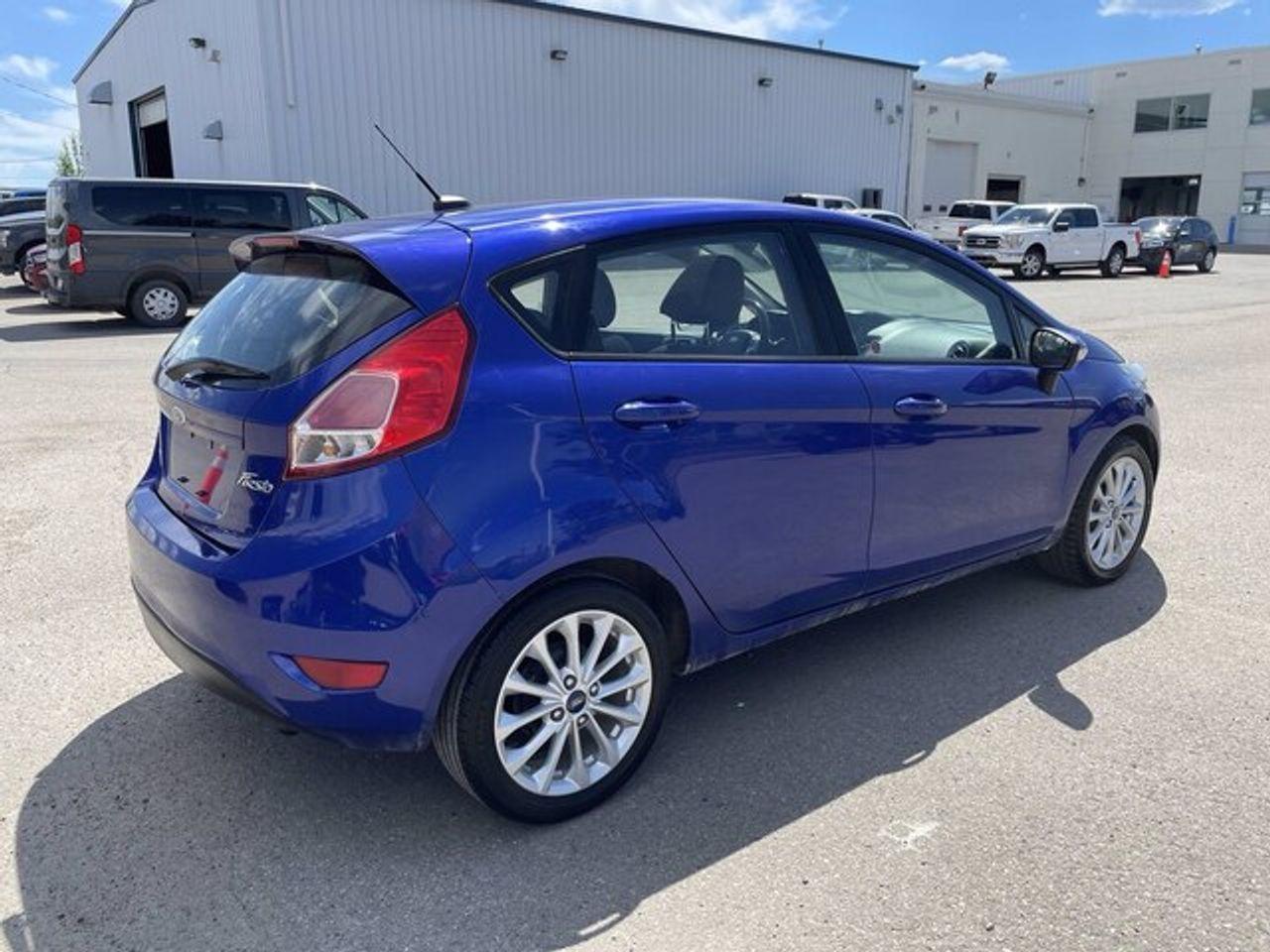 2014 Ford Fiesta SE-3